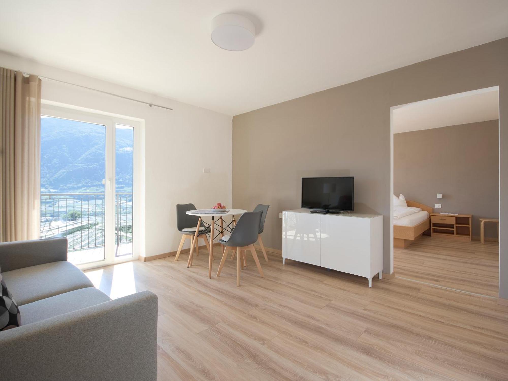 Garni Hotel Walburg Tirolo Chambre photo